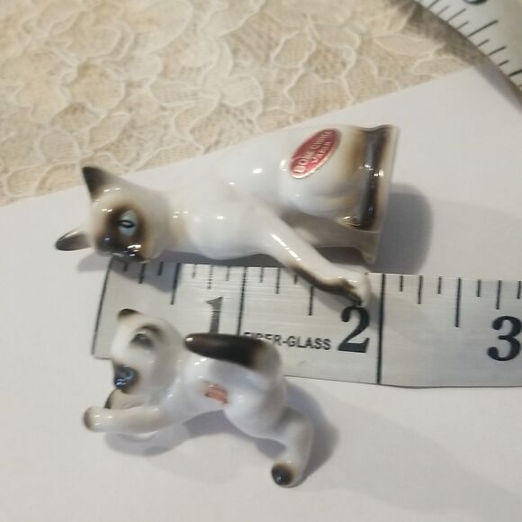 Vintage Cat Figurines Set of 2 Made in Japan - Picture 12 of 13